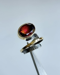 Gökkuşağı Zirkon Yüzük 